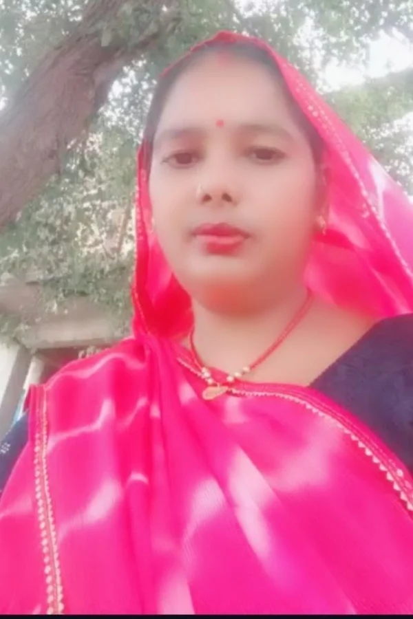 Rakhi raj